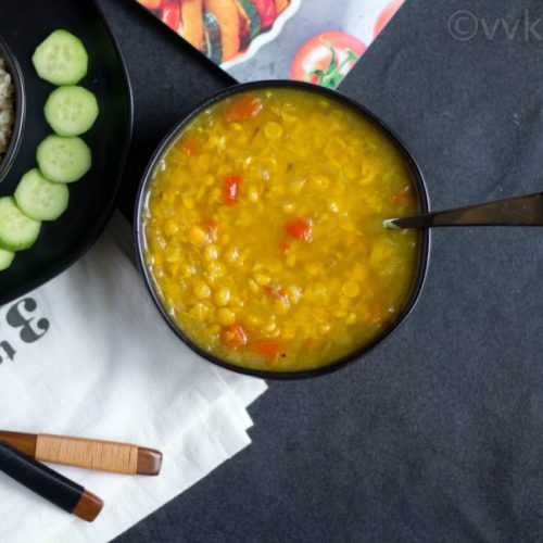 yekik alicha in a black bowl