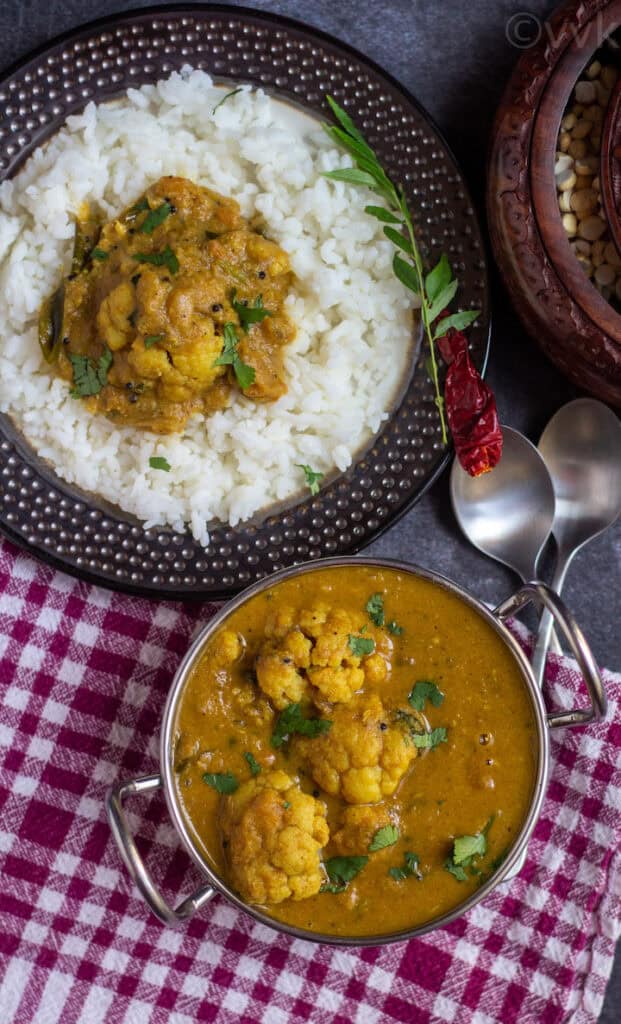 Cauliflower Kurma Kuzhambu Chettinad Style Kuruma Kulambu