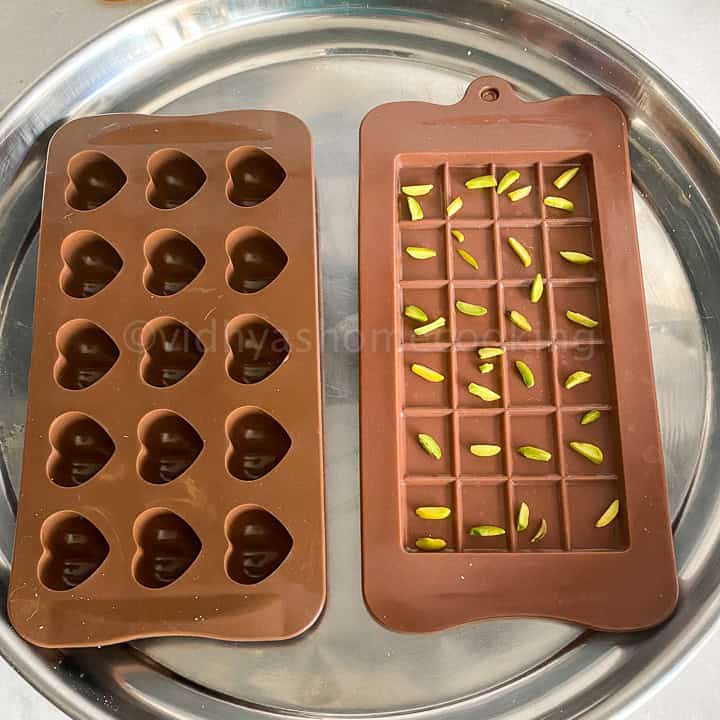 adding nuts to the molds
