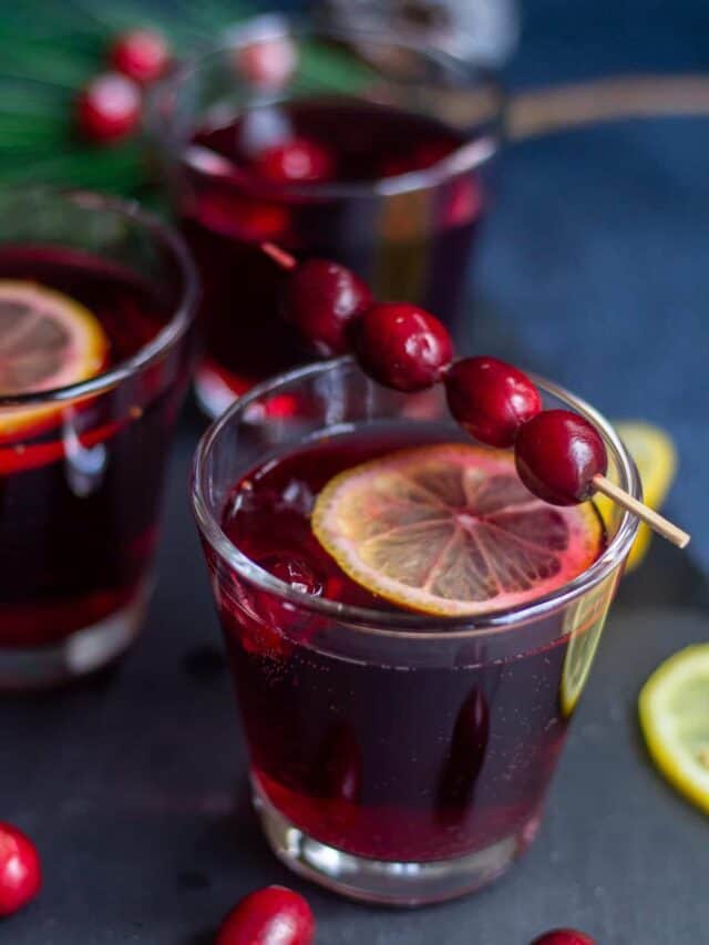 Amazing Cranberry Ginger Ale Mocktail