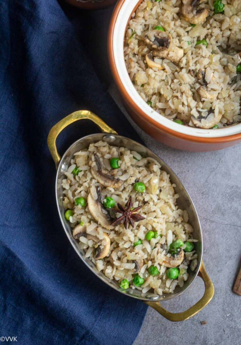 Easy Poha Pulao | Mushroom And Peas Pulao With Poha