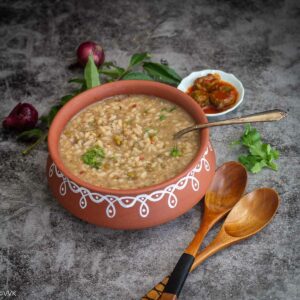 Kanjiyum Payarum | Rice and Green Moong Dal Gruel