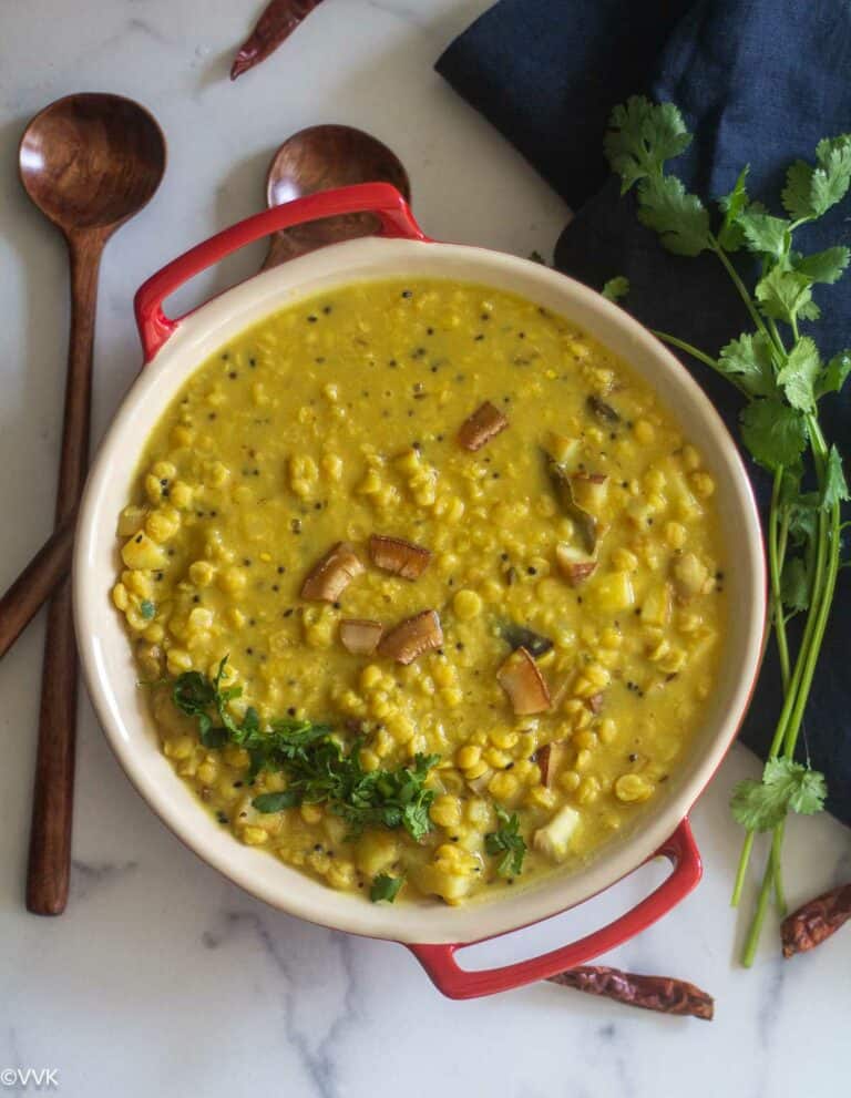 Alu Diye Cholar Dal | Bengali-Style Lentils with Potatoes